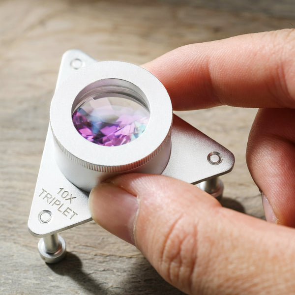 GEM-539 10X Jewelers Tripod Eye Loupe Magnifier Bench/Table Magnifying Glass Triplet Lens Magnification for Gemstone Inspection, Sorting & Grading